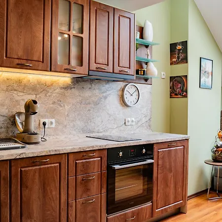 Alpine Retreat Maisonette Апартамент