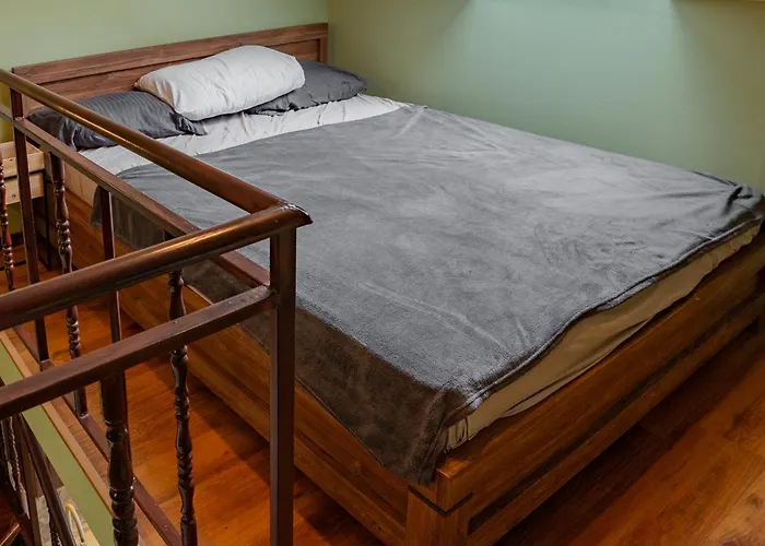 Alpine Retreat Maisonette Apartment Bansko