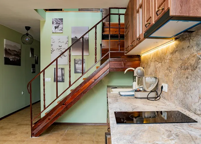 Alpine Retreat Maisonette Apartment Bansko